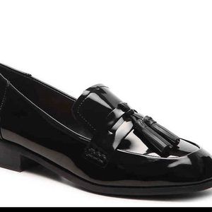 TAHARI ‘LOUISA’ LOAFER